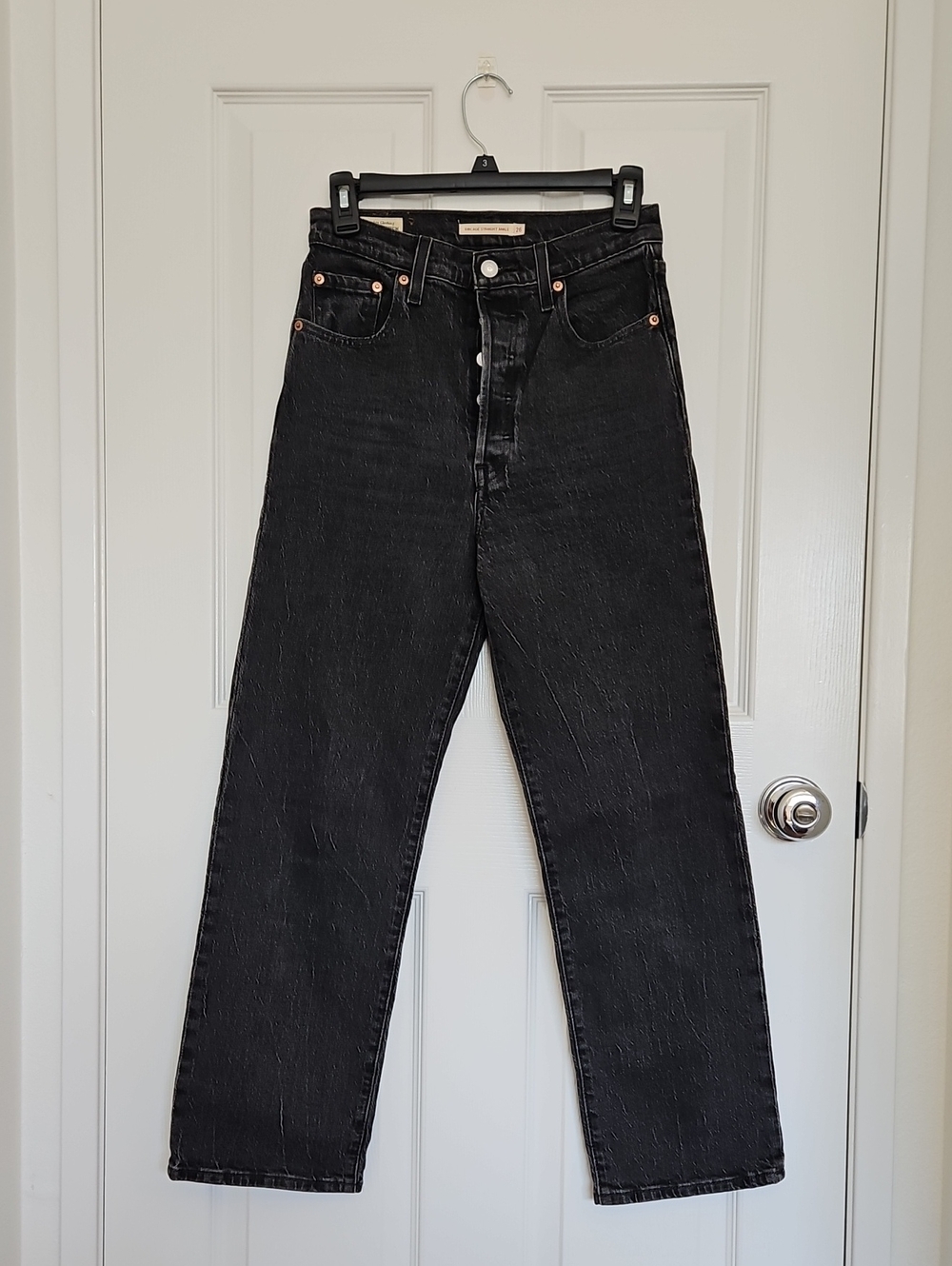 Levi's Black High-Rise Straight Leg Women’s Jeans